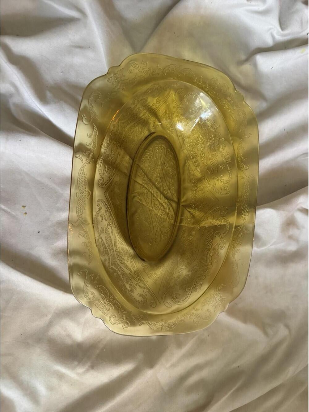 Oval Platter 11inch Federal Glass Co, Amber Madrid